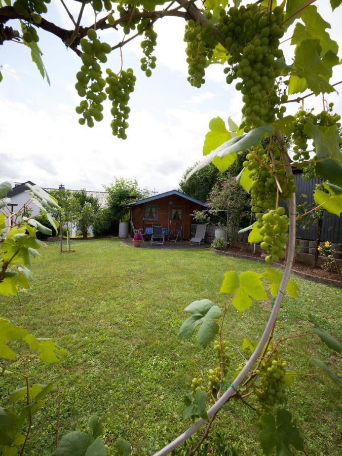 Ferienwohnung Christel Lorenz Merzig Exterior foto